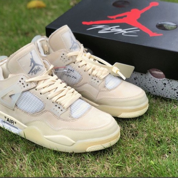 Off White Jordan 4s